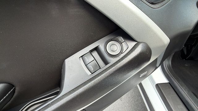 2024 Chevrolet Camaro 1LT - Photo 16