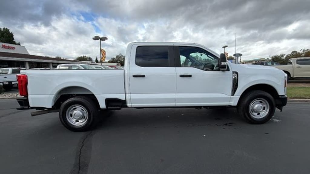 Used 2024 Ford F-350 XL Truck Crew Cab