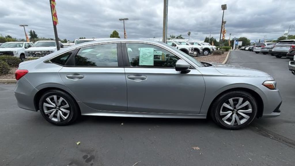 Used 2023 Honda Civic LX Sedan