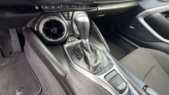 2024 Chevrolet Camaro 1LT - Photo 21