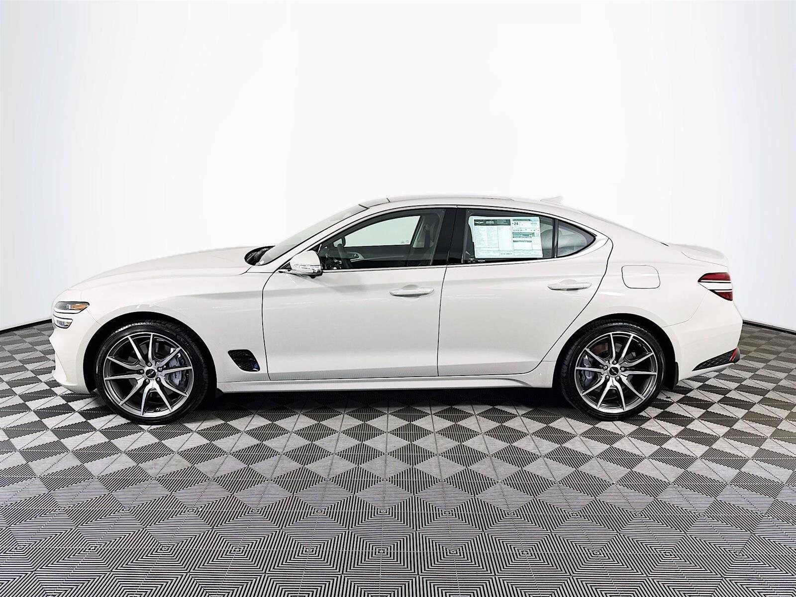 2026 Genesis G70 2.5T Prestige photo 4