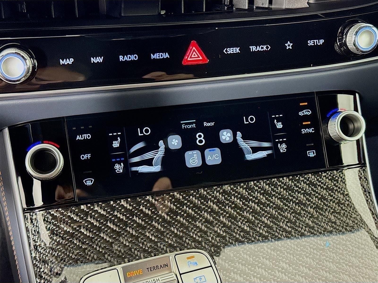 2026 GENESIS GV70 Sport Prestige - Photo 18
