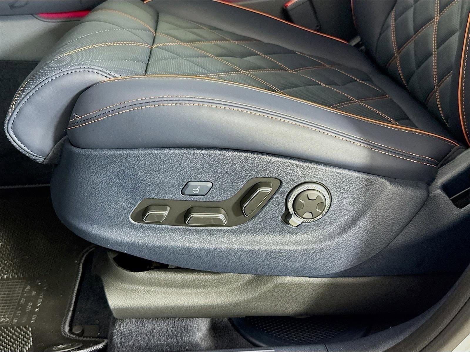 2026 GENESIS GV70 Sport Prestige - Photo 22