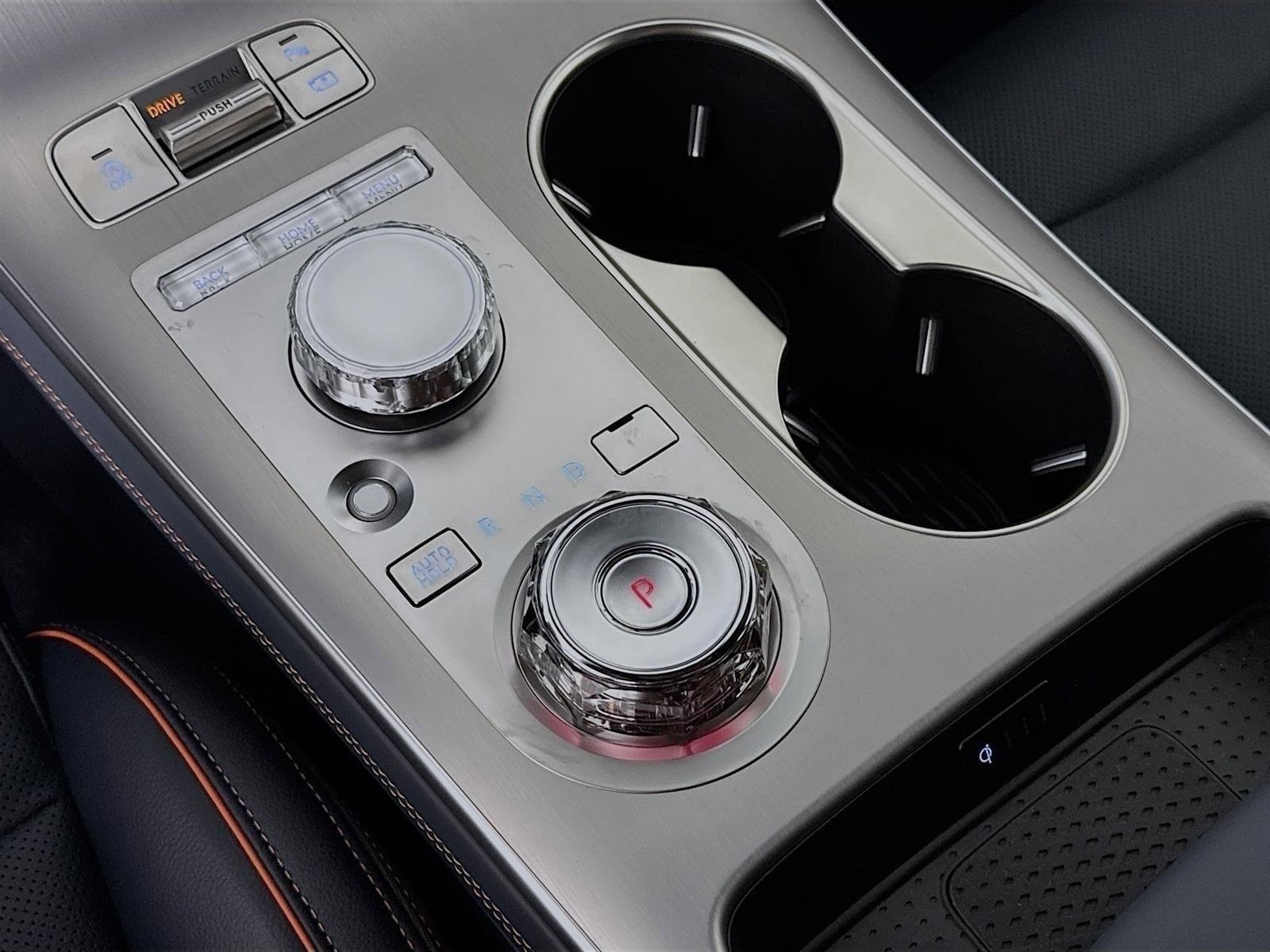 2026 GENESIS GV70 Sport Advanced - Photo 19