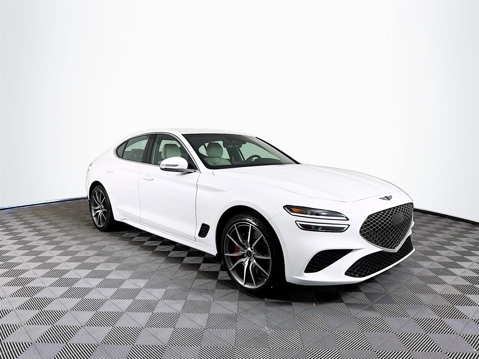 2025 Genesis G70 2.5T