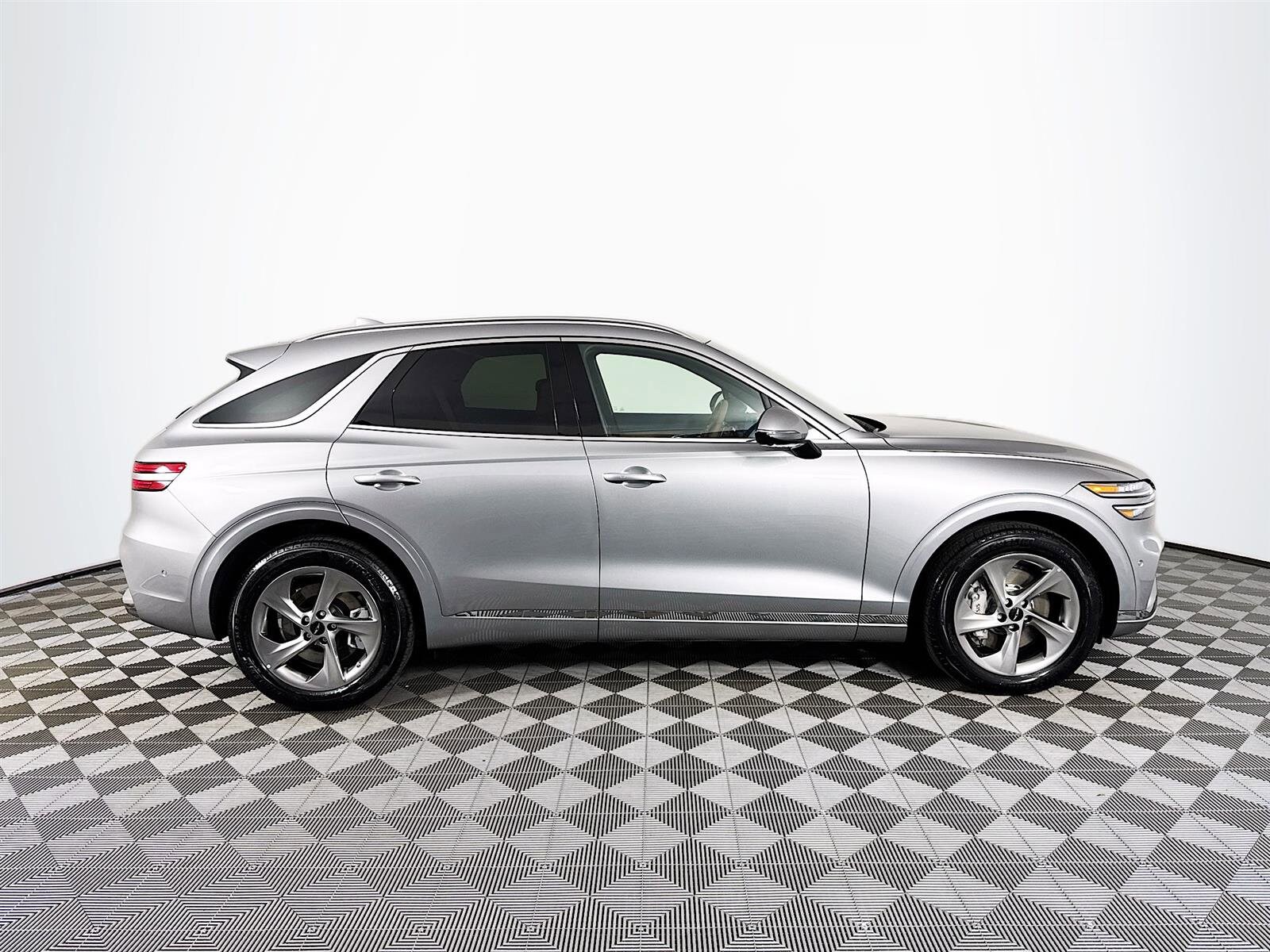 2026 Genesis GV70 2.5T Advanced photo 4