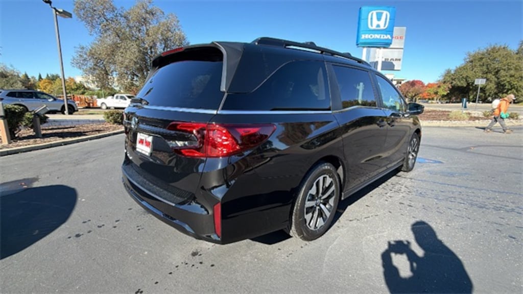 New 2026 Honda Odyssey EX-L Minivan/Van