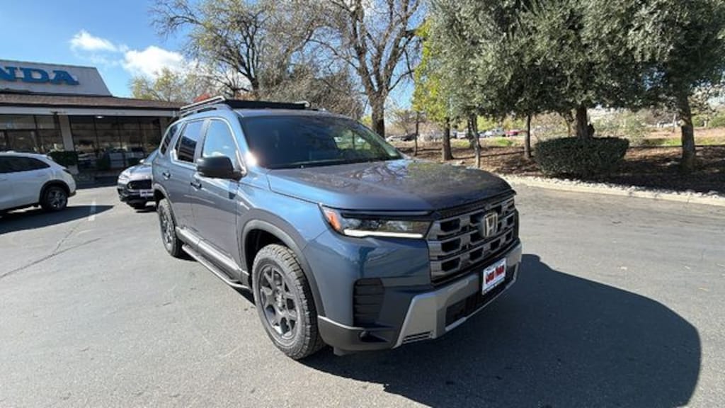 New 2026 Honda Pilot TrailSport SUV