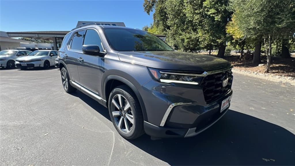 New 2025 Honda Pilot Touring SUV