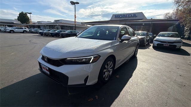 2026 Honda Civic LX's photo