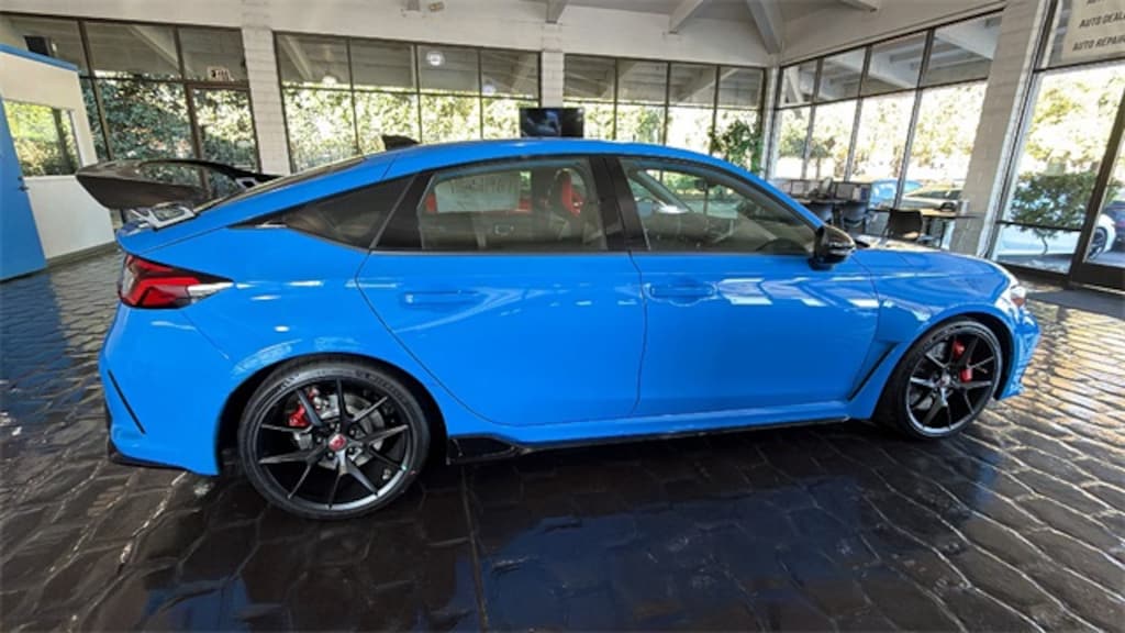 New 2025 Honda Civic Type R Base Hatchback