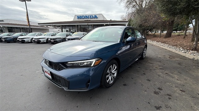 2026 Honda Civic LX's photo