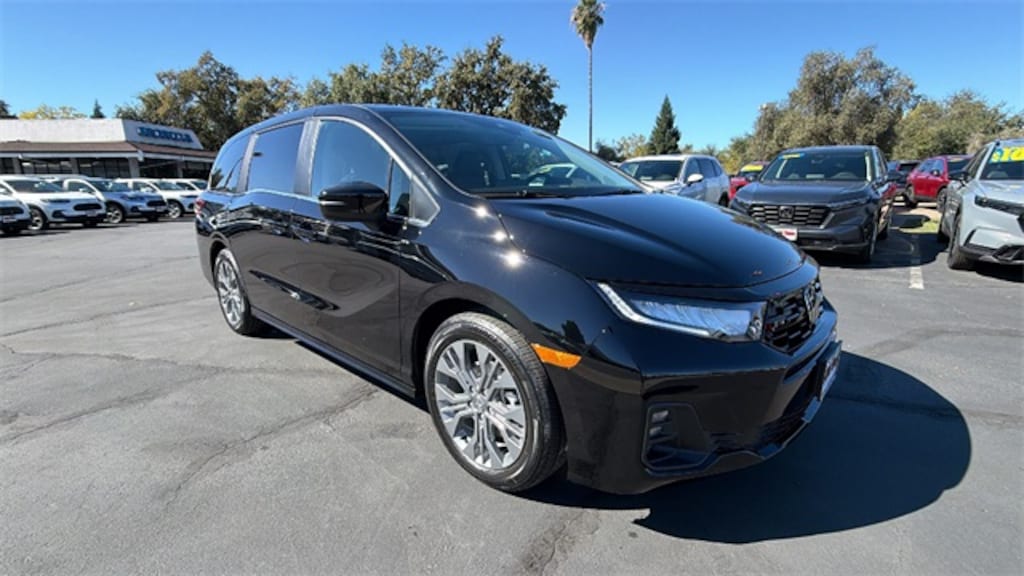 New 2026 Honda Odyssey Touring Minivan/Van