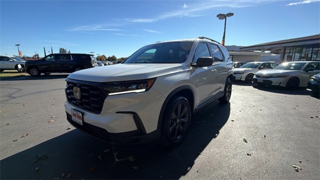 New 2025 Honda Pilot Sport SUV