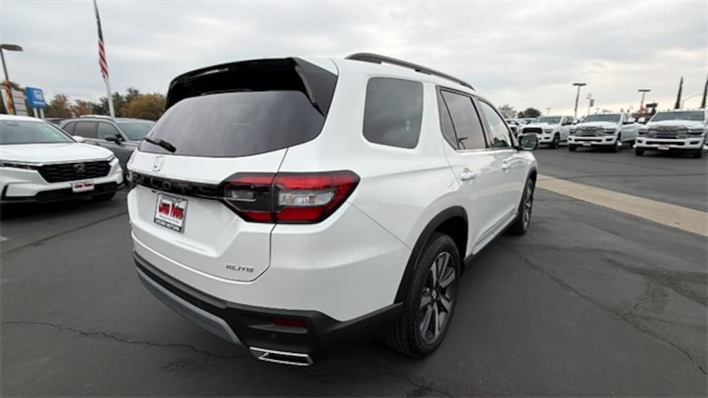 New 2025 Honda Pilot Elite SUV