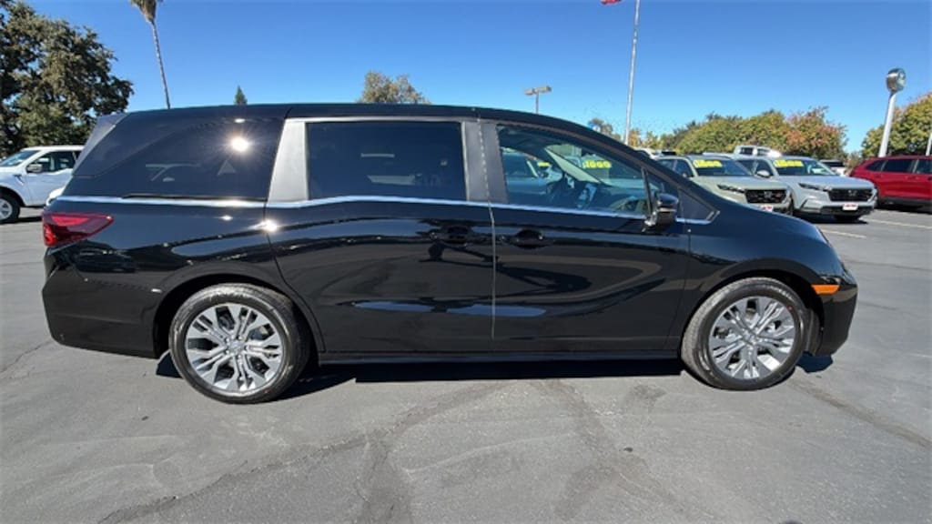 New 2026 Honda Odyssey Touring Minivan/Van
