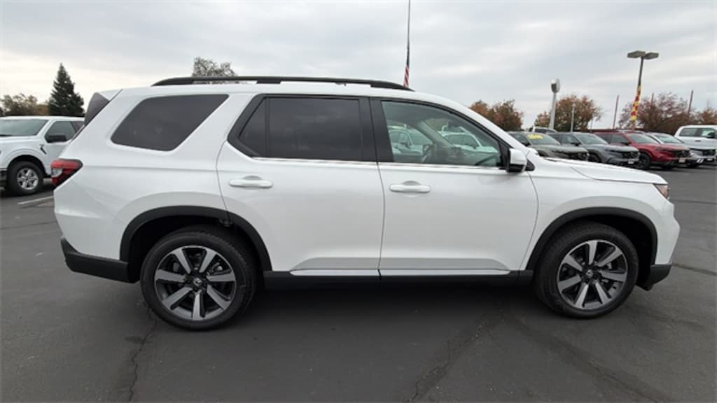 New 2025 Honda Pilot Elite SUV