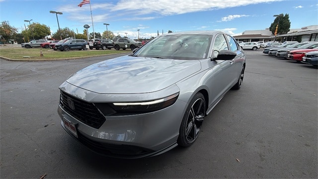 2025 Honda Accord Hybrid Sport's photo