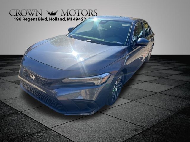 Used 2024 Honda Civic LX Hatchback
