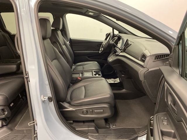 2025 Honda Odyssey Sport L - Photo 25