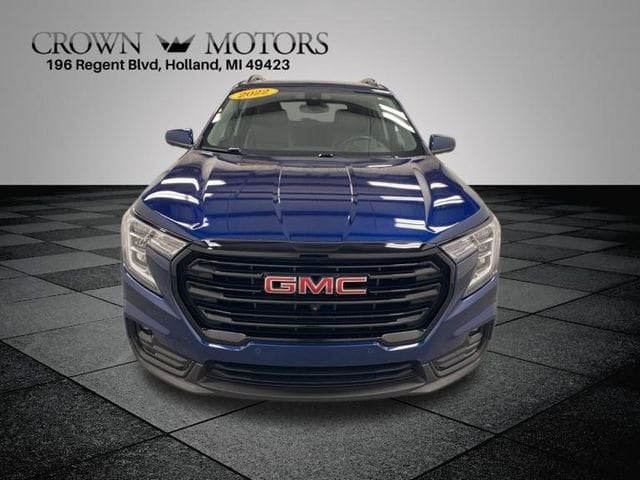 Certified 2022 GMC Terrain SLT with VIN 3GKALVEV9NL236707 for sale in Holland, MI