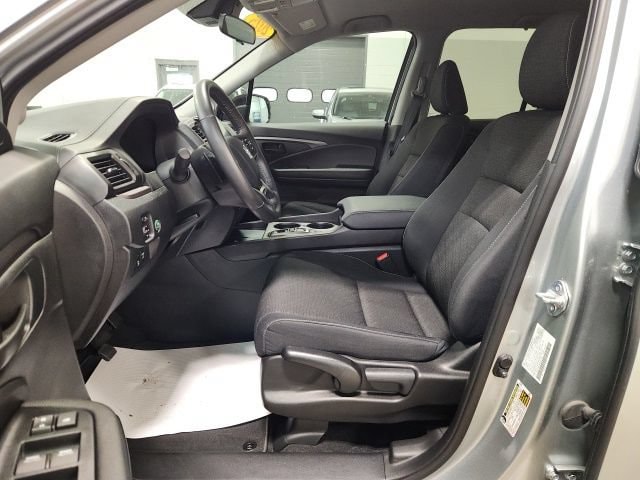 2025 Honda Ridgeline Sport - Photo 11
