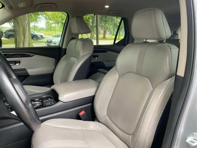 2025 Honda Pilot EX-L - Photo 12