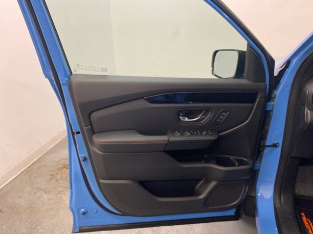 2025 Honda Pilot TrailSport - Photo 19