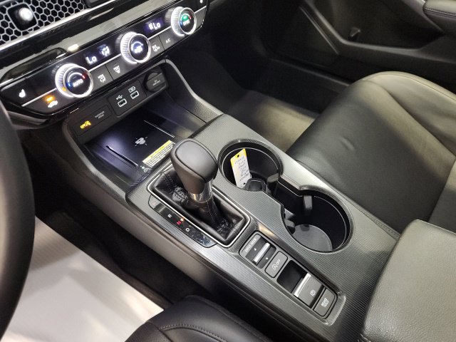 2024 Honda Civic Touring - Photo 17