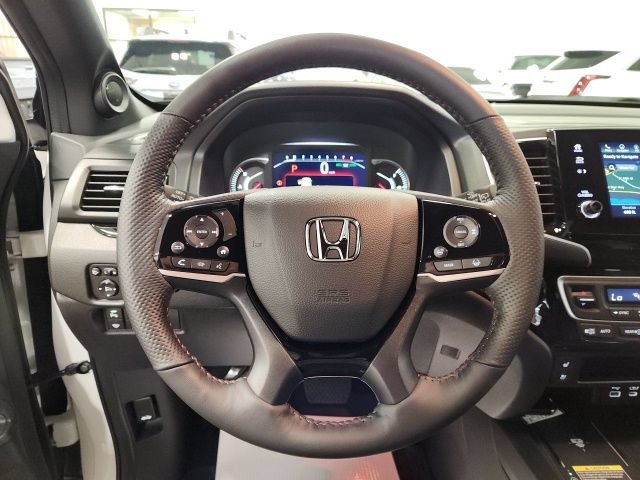 2025 Honda Passport Black Edition - Photo 19