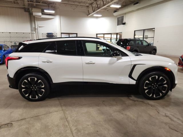 Used 2024 Chevrolet Blazer EV RS with VIN 3GNKDCRJ7RS203751 for sale in Holland, MI