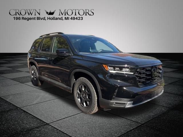2025 Honda Pilot TrailSport's photo