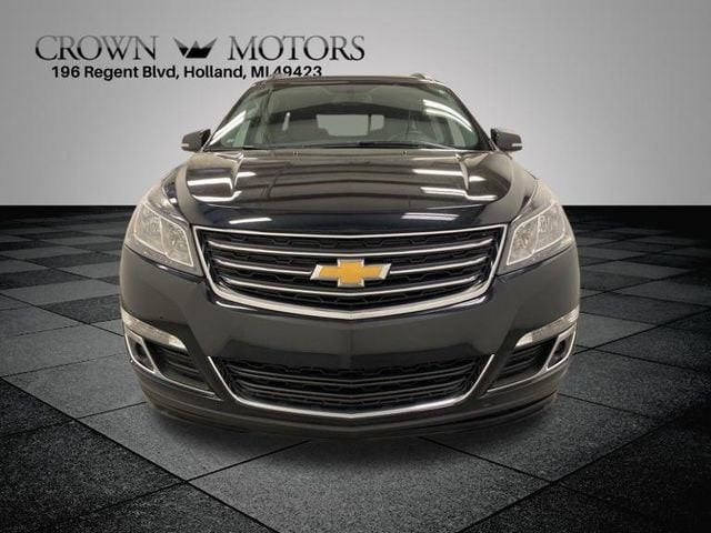 Used 2015 Chevrolet Traverse 2LT with VIN 1GNKVHKD1FJ139735 for sale in Holland, MI