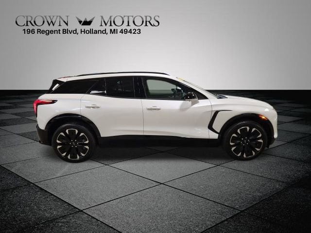 Used 2024 Chevrolet Blazer EV RS with VIN 3GNKDCRJ7RS203751 for sale in Holland, MI