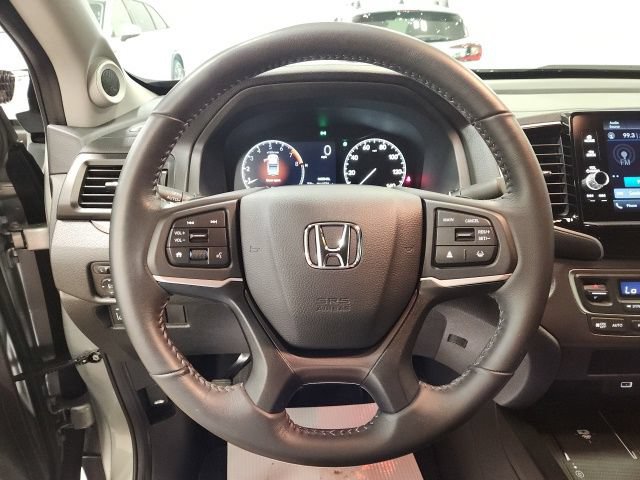 2025 Honda Ridgeline Sport - Photo 17
