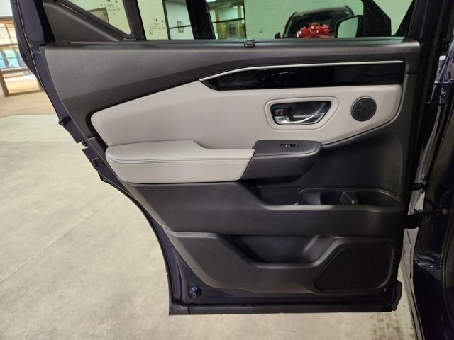 2025 Honda Pilot Touring - Photo 26