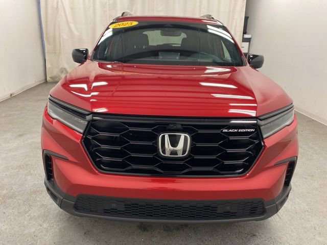 2025 Honda Pilot Black Edition photo 2
