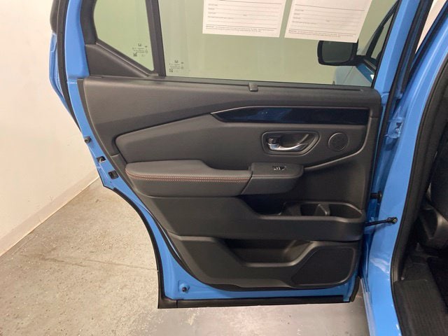 2025 Honda Pilot TrailSport - Photo 22