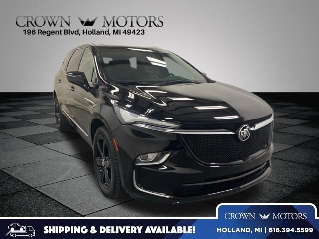 2023 Buick Enclave Essence's photo
