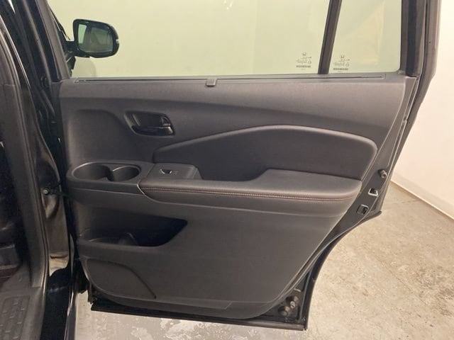 2024 Honda Passport Black Edition - Photo 28