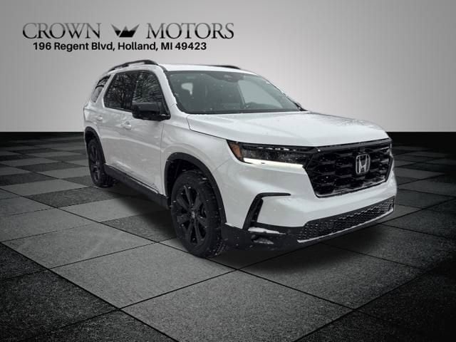 2025 Honda Pilot Black Edition's photo