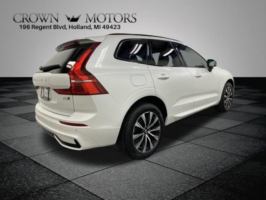 Used 2025 Volvo XC60 Core SUV