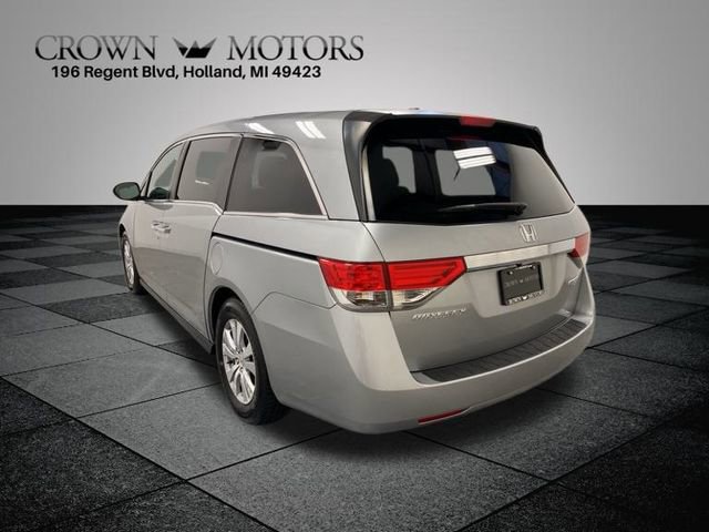 2016 Honda Odyssey SE photo 4