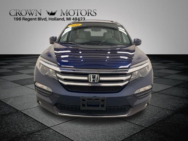 2016 Honda Pilot Touring photo 2