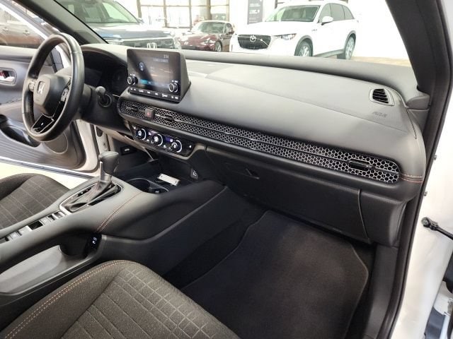 2025 Honda HR-V Sport - Photo 29