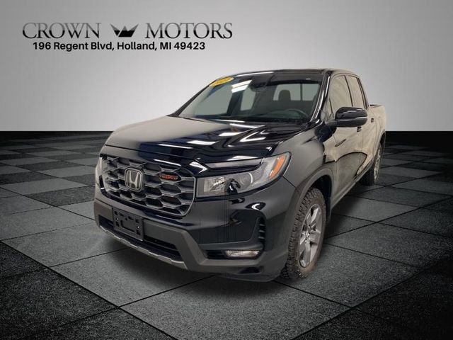 2024 Honda Ridgeline TrailSport photo 2