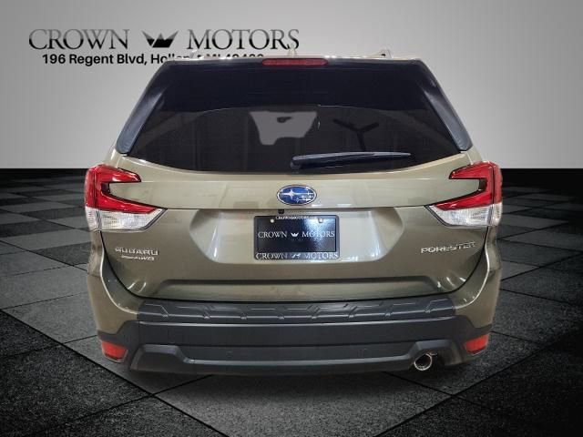 2023 Subaru Forester Limited photo 4