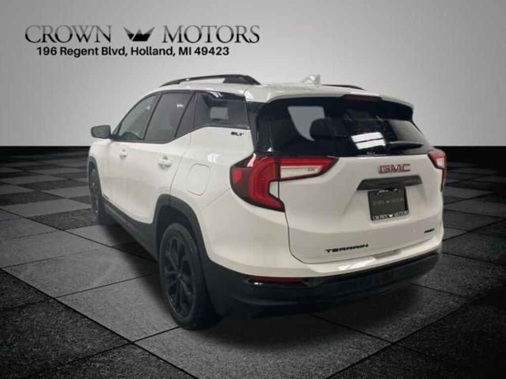 Used 2022 GMC Terrain SLT SUV