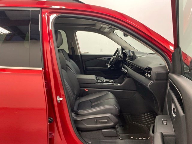 2025 Honda Pilot Touring - Photo 26