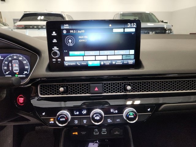 2024 Honda Civic Touring - Photo 14